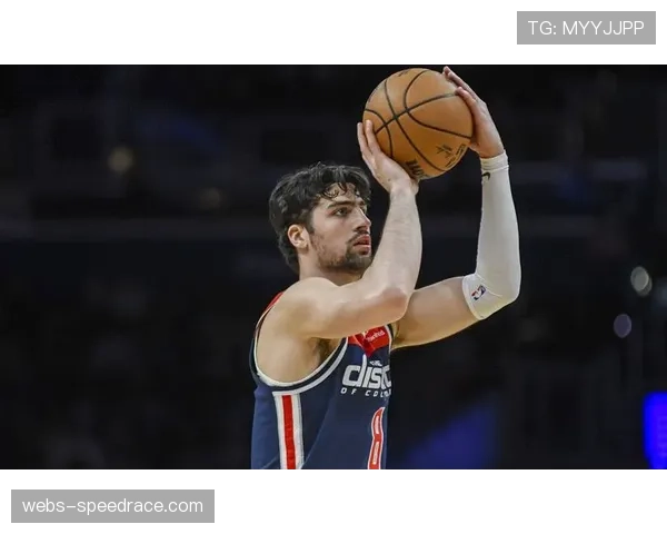 阿弗迪亚三双奇才胜马刺，全场高呼罚球王