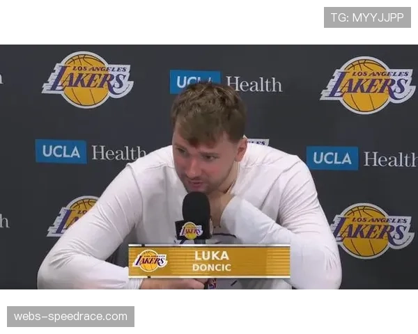 雷迪克盛赞东契奇与詹姆斯挡拆配合接近无解，二人化学反应良好